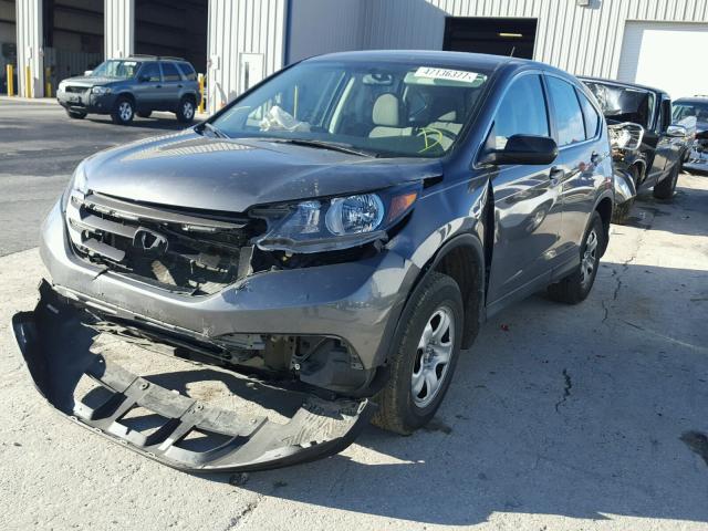 2HKRM4H3XEH608992 - 2014 HONDA CR-V LX SILVER photo 2