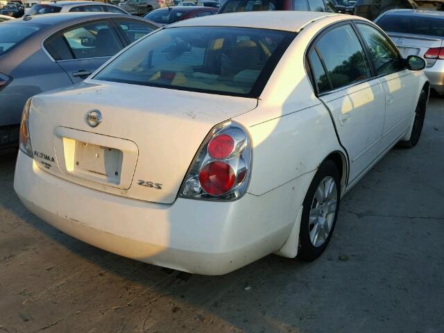 1N4AL11D05N469463 - 2005 NISSAN ALTIMA S WHITE photo 4