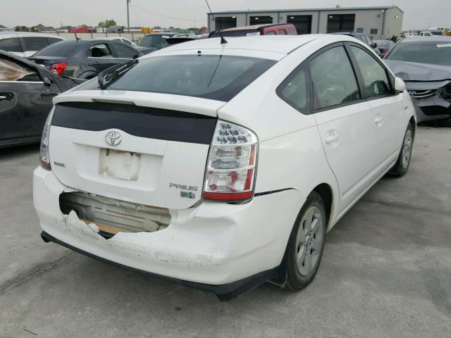 JTDKB20U577562785 - 2007 TOYOTA PRIUS WHITE photo 4