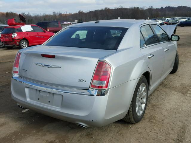 2C3CCACG1CH216317 - 2012 CHRYSLER 300 LIMITE SILVER photo 4