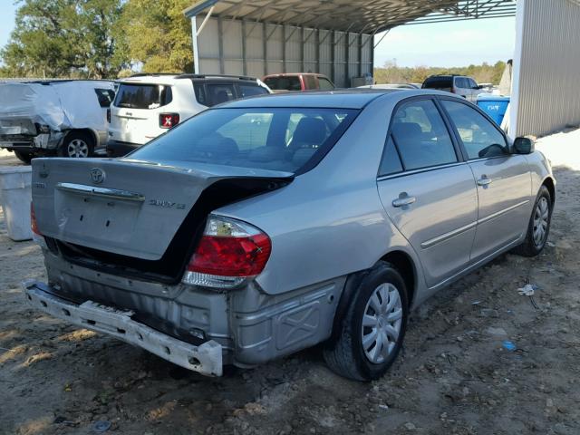 4T1BE32K15U079135 - 2005 TOYOTA CAMRY LE SILVER photo 4