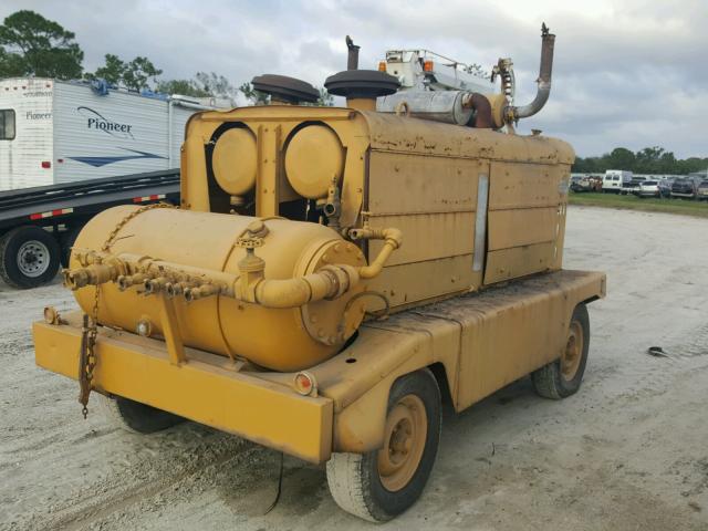 750XL60794 - 2000 INGERSOLL-RAND COMPRESSOR YELLOW photo 4