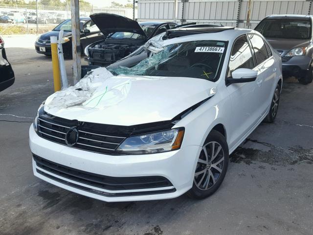 3VWB67AJXHM278174 - 2017 VOLKSWAGEN JETTA SE WHITE photo 2