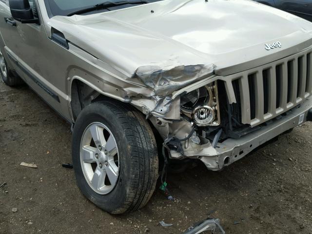 1J4PN2GK0BW502097 - 2011 JEEP LIBERTY SP GOLD photo 9