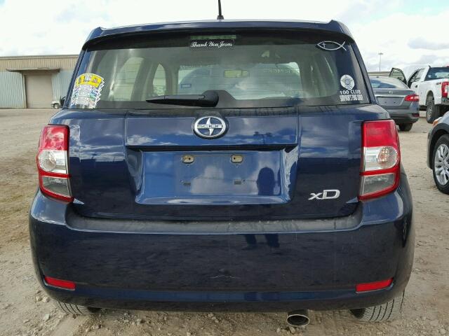 JTKKUPB4XE1040991 - 2014 TOYOTA SCION XD BLUE photo 9