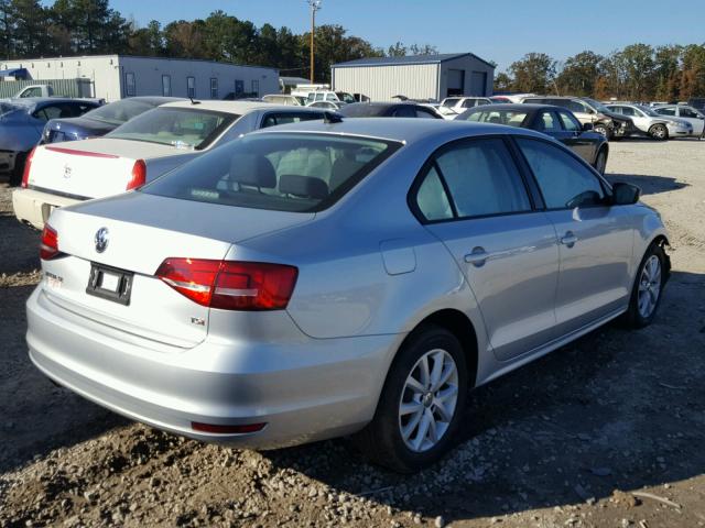 3VWD17AJ6FM321865 - 2015 VOLKSWAGEN JETTA SE SILVER photo 4