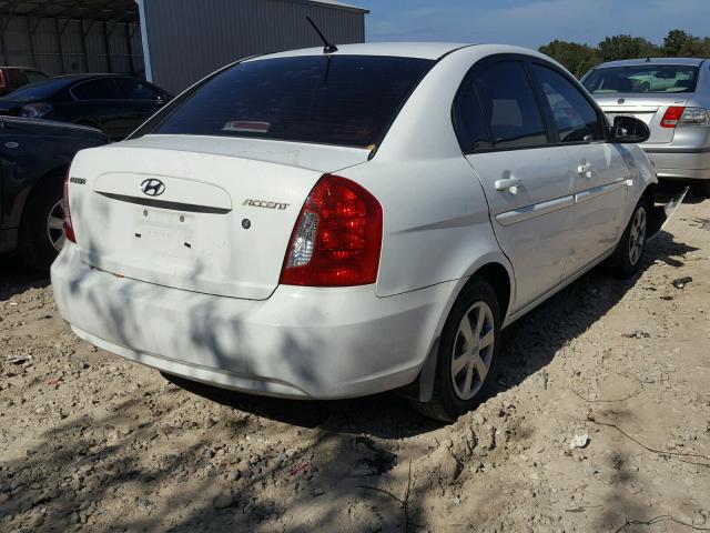 KMHCN46CX7U152485 - 2007 HYUNDAI ACCENT GLS WHITE photo 4