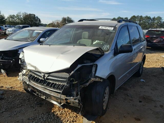 5TDZA23C35S360230 - 2005 TOYOTA SIENNA CE SILVER photo 2