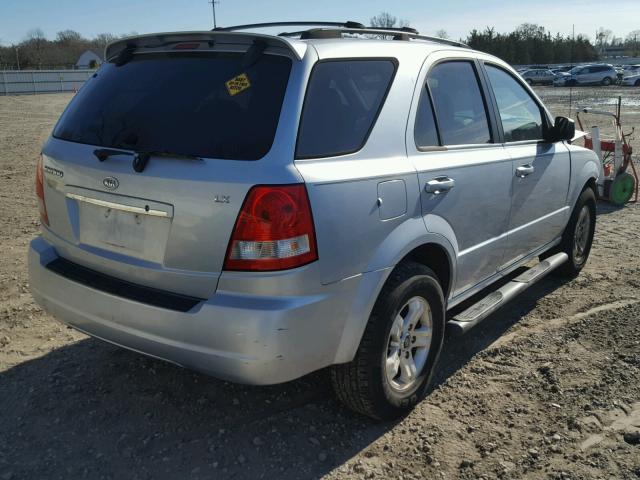 KNDJC733855386610 - 2005 KIA SORENTO EX SILVER photo 4