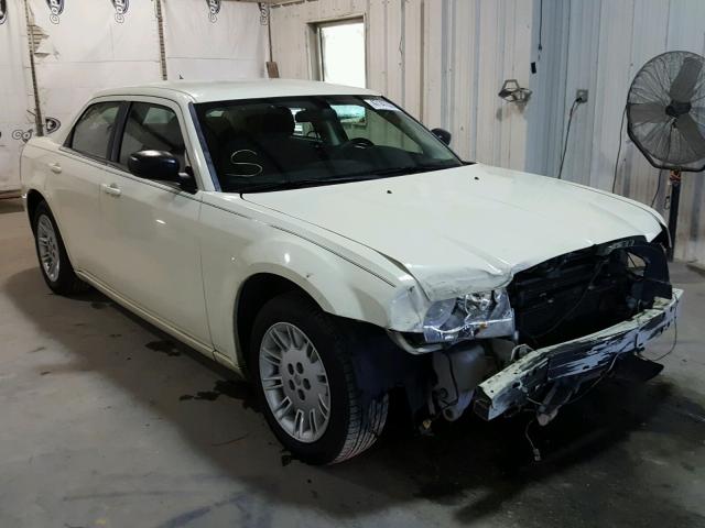 2C3KA43R38H186295 - 2008 CHRYSLER 300 LX CREAM photo 1