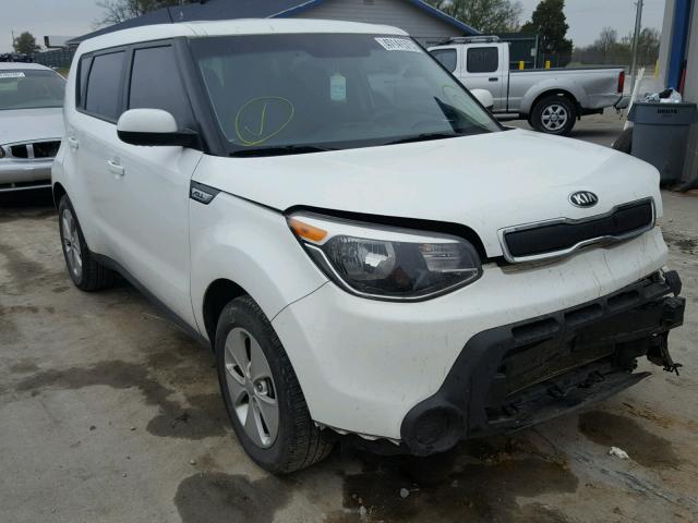 KNDJN2A21F7145145 - 2015 KIA SOUL WHITE photo 1