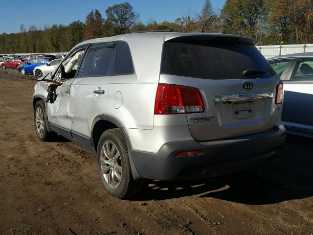 5XYKU4A14BG013486 - 2011 KIA SORENTO EX SILVER photo 3