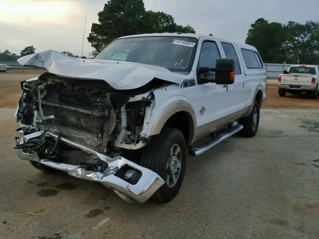 1FT7W2BT9BEB08879 - 2011 FORD F250 SUPER WHITE photo 2