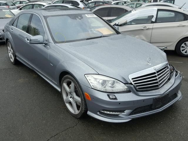 WDDNG7DB2CA488152 - 2012 MERCEDES-BENZ S 550 BLUE photo 1