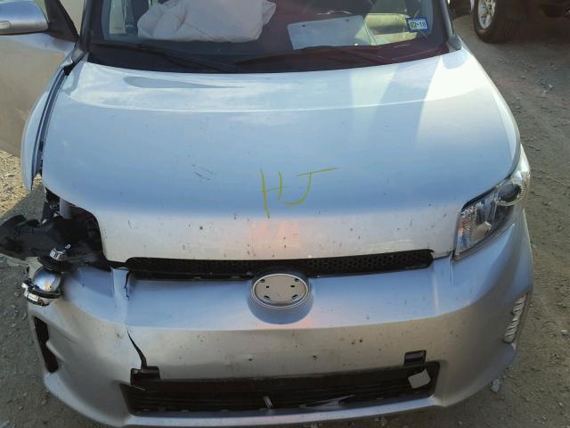 JTLZE4FE1DJ032639 - 2013 TOYOTA SCION XB 银色 照片 7