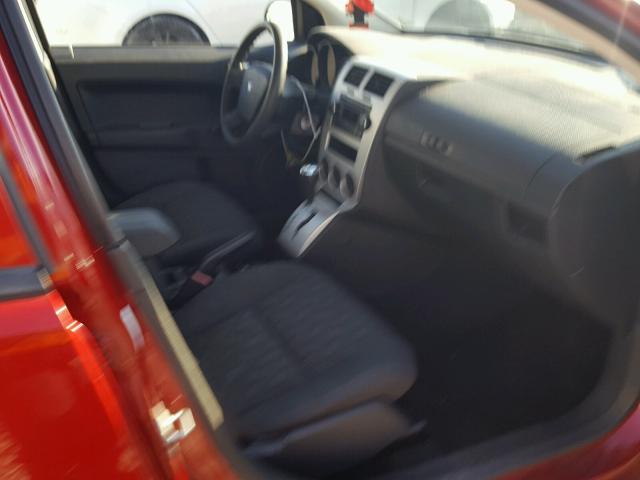 1B3HB28B98E627025 - 2008 DODGE CALIBER SE RED photo 5