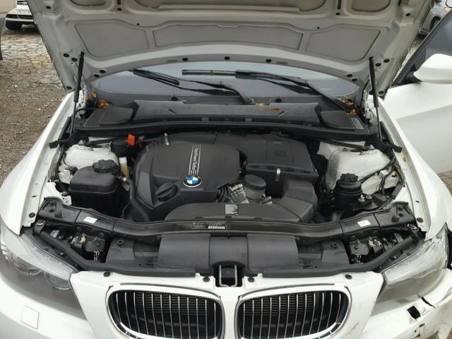 WBAPL5G56BNN22204 - 2011 BMW 335 XI Beyaz fotoğraf 7