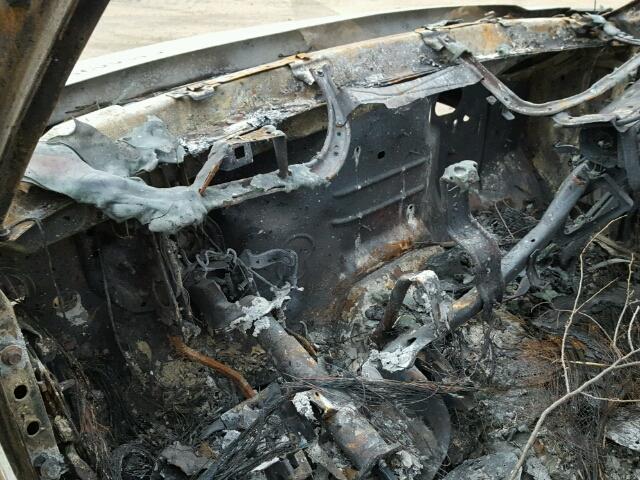 3GNEK12TX4G174437 - 2004 CHEVROLET AVALANCHE BURN photo 8