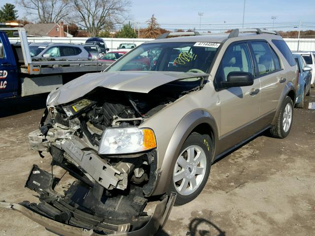 1FMDK041X5GA55029 - 2005 FORD FREESTYLE BEIGE photo 2