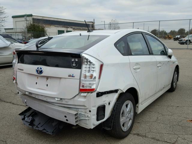 JTDKN3DU6B0246336 - 2011 TOYOTA PRIUS WHITE photo 4