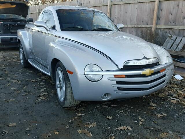 1GCES14P14B108053 - 2004 CHEVROLET SSR 银色 照片 1