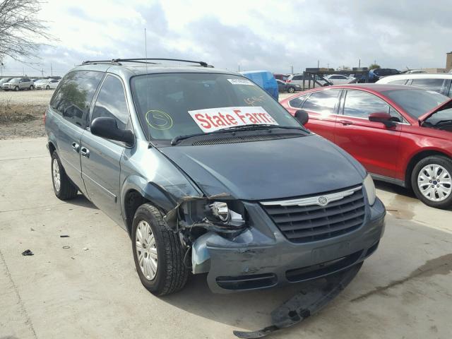 2A4GP44R56R833456 - 2006 CHRYSLER TOWN & COU GREEN photo 1