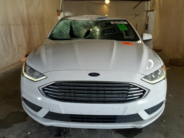 3FA6P0H7XHR193105 - 2017 FORD FUSION SE WHITE photo 7