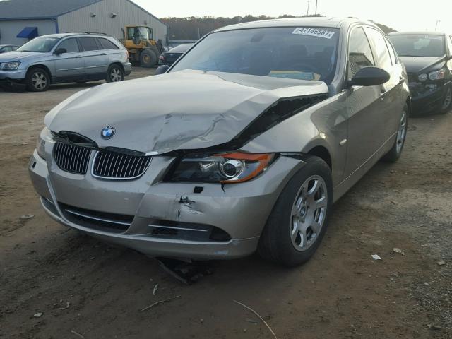 WBAVB73527VH22387 - 2007 BMW 335 I GOLD photo 2