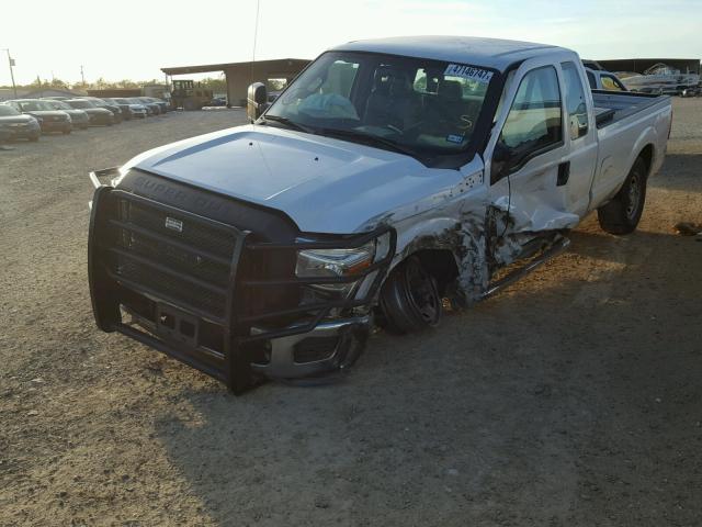 1FT7X2A67DEB72186 - 2013 FORD F250 SUPER WHITE photo 2