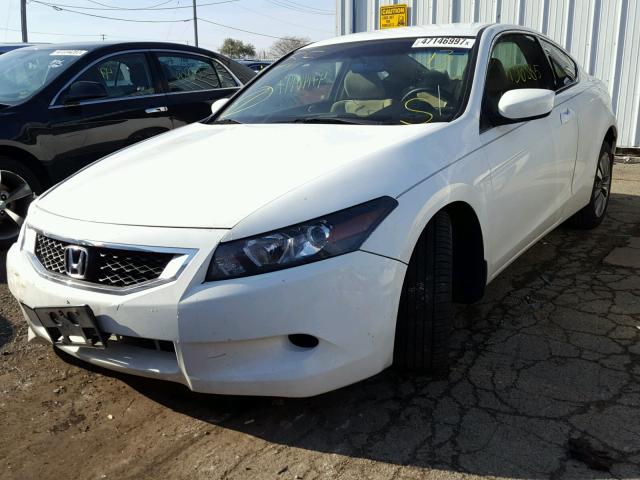 1HGCS1B30AA017494 - 2010 HONDA ACCORD LX WHITE photo 2