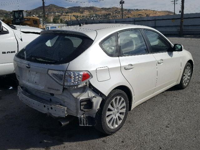 JF1GH6B60BG831042 - 2011 SUBARU IMPREZA 2. WHITE photo 4