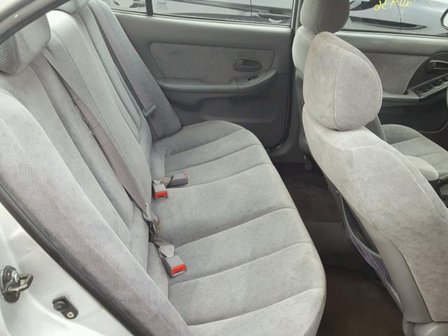 KMHDN46D94U864267 - 2004 HYUNDAI ELANTRA GL SILVER photo 6