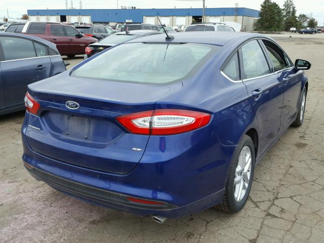 1FA6P0H76G5117592 - 2016 FORD FUSION SE BLUE photo 4