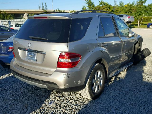 4JGBB86E66A040022 - 2006 MERCEDES-BENZ ML 350 SILVER photo 4