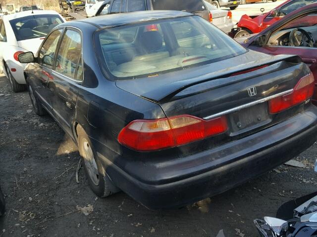 1HGCG1657XA019121 - 1999 HONDA ACCORD EX BLACK photo 3