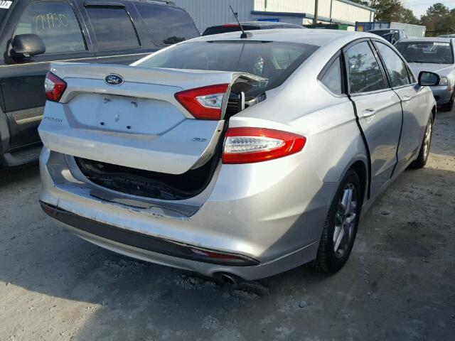 3FA6P0H78DR256437 - 2013 FORD FUSION SE SILVER photo 4