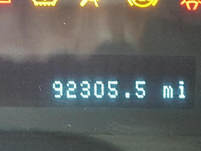 1FMCU0E7XBKB00178 - 2011 FORD ESCAPE LIM WHITE photo 8