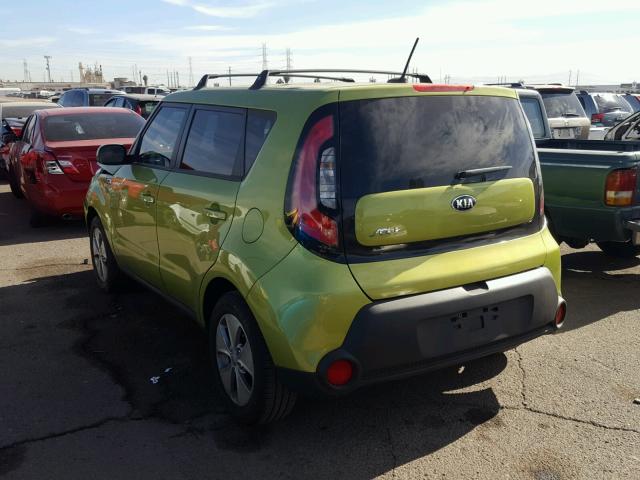 KNDJN2A22F7806181 - 2015 KIA SOUL GREEN photo 3