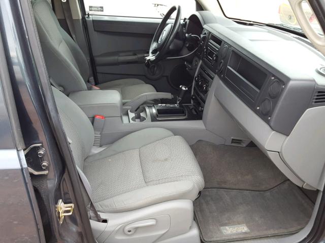 1J8HG48K77C620924 - 2007 JEEP COMMANDER 灰色 照片 5