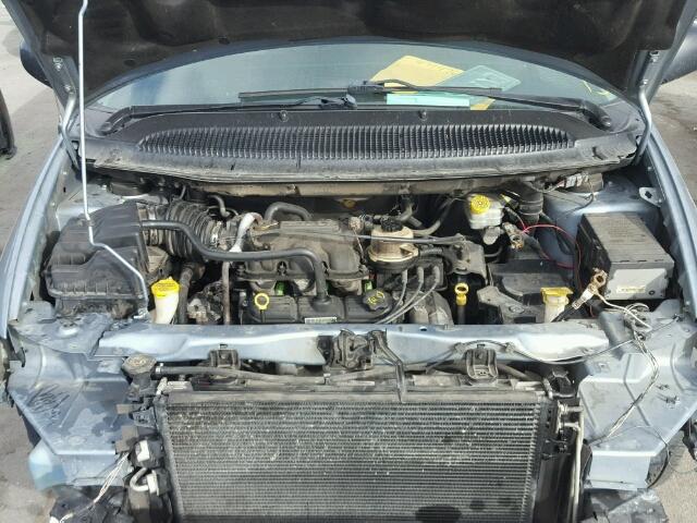 2C8GP44R15R277908 - 2005 CHRYSLER TOWN & COU BLUE photo 7