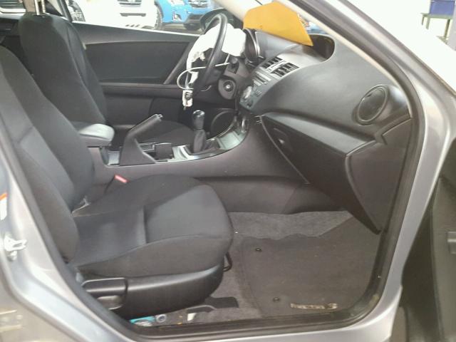 JM1BL1UG4B1448574 - 2011 MAZDA 3 I SILVER photo 5