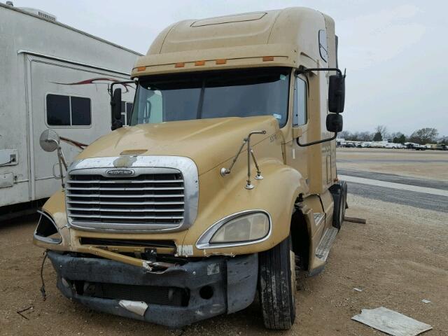 1FUJA6CK57LW19969 - 2007 FREIGHTLINER CONVENTION GOLD photo 2