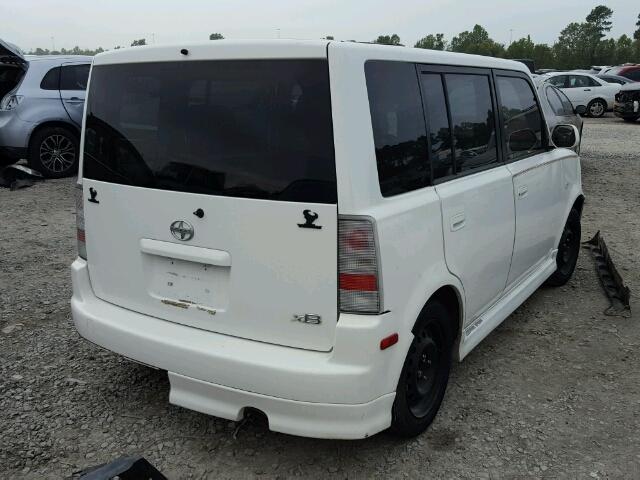 JTLKT324664069587 - 2006 TOYOTA SCION XB Ақ фото 4