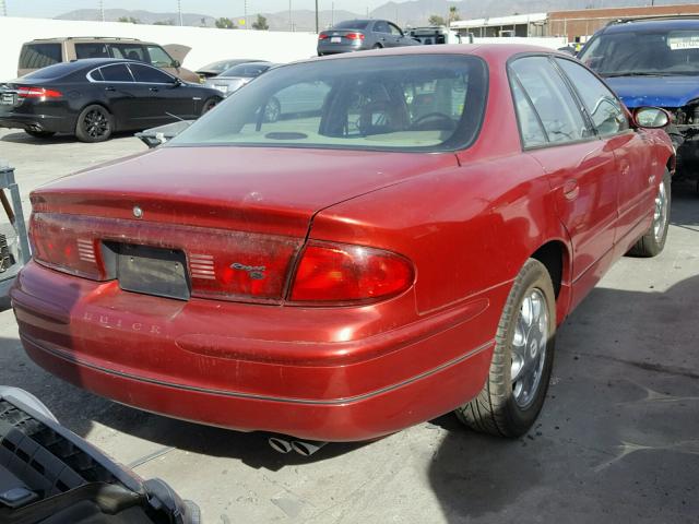 2G4WB52K5W1582637 - 1998 BUICK REGAL LS 红色 照片 4