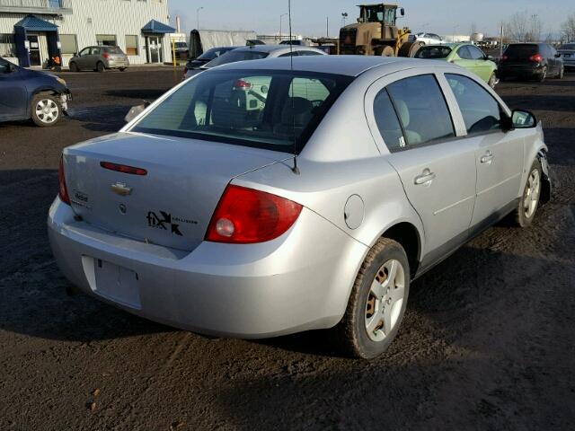 1G1AJ55FX87306873 - 2008 CHEVROLET COBALT LS SILVER photo 4