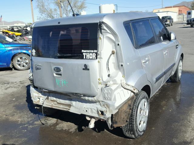 KNDJT2A51C7438989 - 2012 KIA SOUL SILVER photo 4