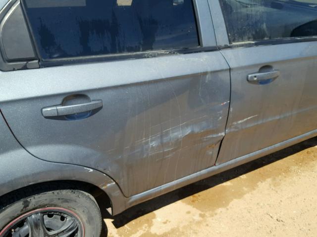 KL1TD5DE1AB108712 - 2010 CHEVROLET AVEO LS GRAY photo 9