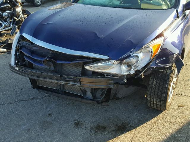 5NPEB4AC8CH352721 - 2012 HYUNDAI SONATA GLS BLUE photo 9