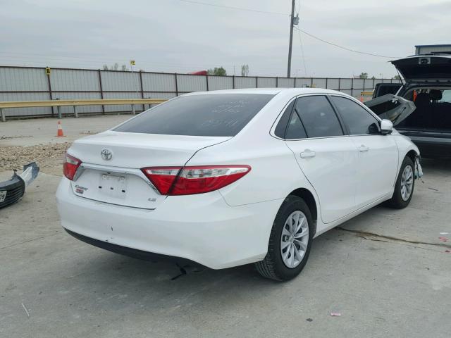 4T4BF1FK1FR491333 - 2015 TOYOTA CAMRY LE WHITE photo 4