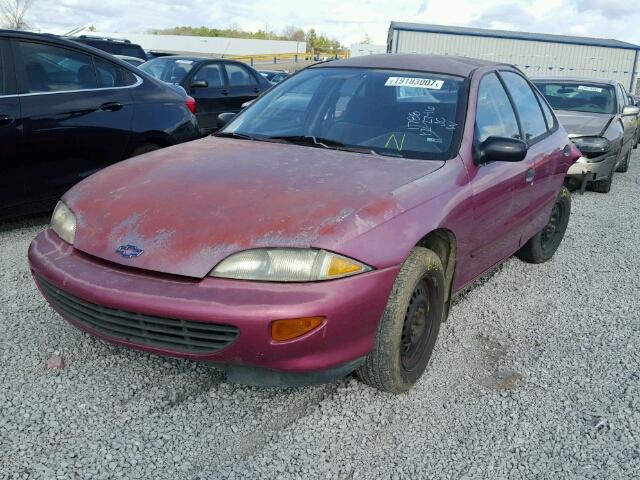 1G1JF5244T7172116 - 1996 CHEVROLET CAVALIER L PURPLE photo 2